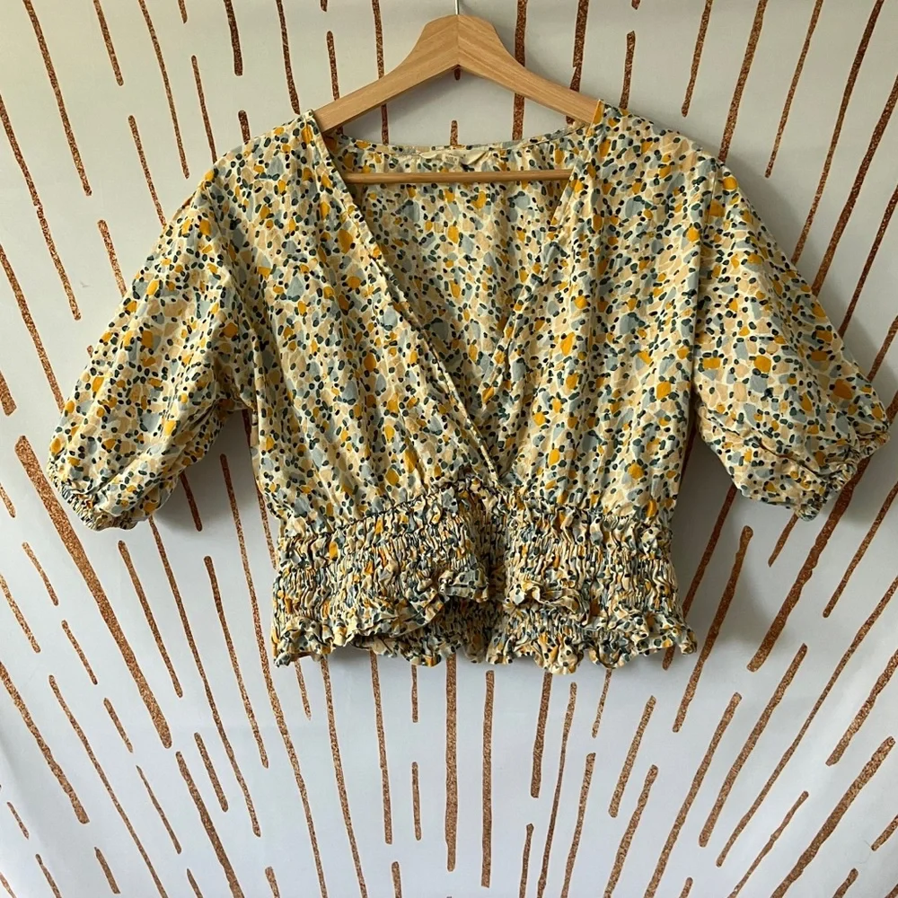 Sim & Sam Puff Sleeve Crop Top - Picture 1 of 6